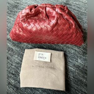 Bottega Veneta Nappa Maxi Intrecciato The Pouch Oversized Clutch Amaranto-NWT